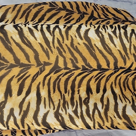 ADRIENNE Ruffled Animal Print Tank‎ Top Size Small - Picture 3 of 8